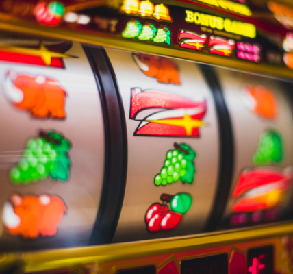 Luck and Skill: Myths and Facts of Online Slot Games