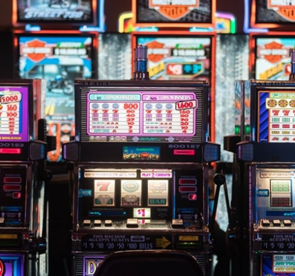 Enjoy Safe and Comfortable Online Gambling Betting with Online Slots