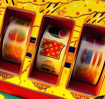 Beginner's Guide: Smart Ways to Play Online Slots Without Big Capital