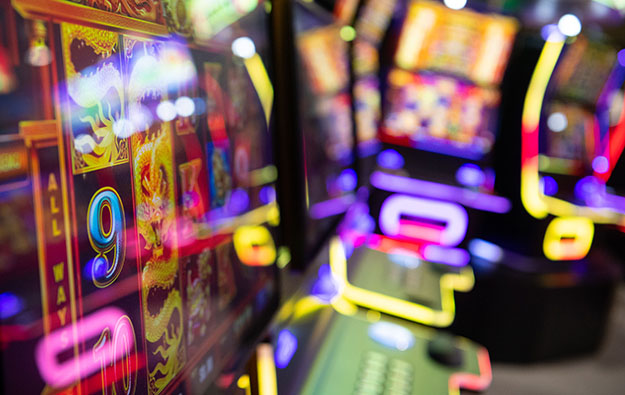 The Evolution and Enduring Appeal of Online Slot Games in the Digital Age
